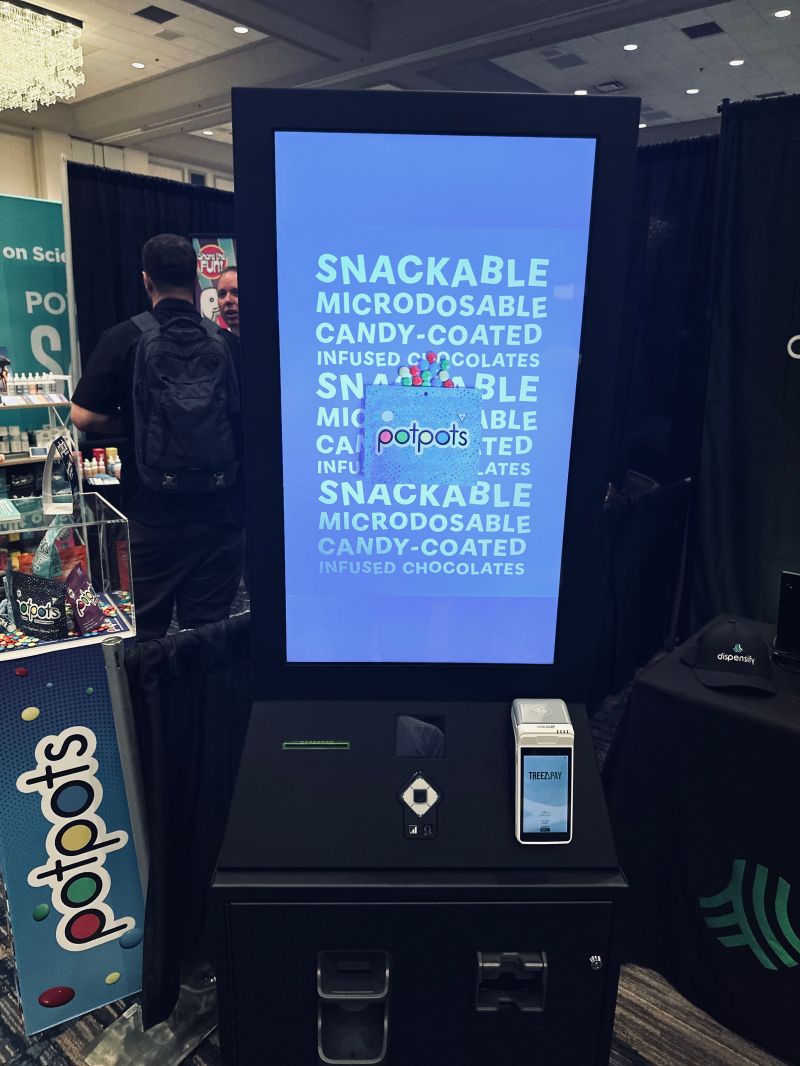 Dispensify Giosk 32 Cash on the show floor at IgniteIt Chicago